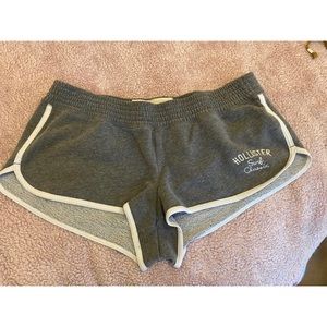 Hollister Shortie Lounge Shorts - Size Large